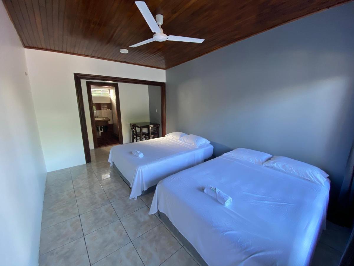 Hotel Puerto San Luis Tilaran Exterior photo